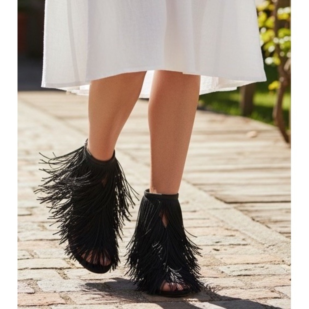 VINTAGE BRUNO FRISONI ITALIAN SHOES 38 Black fringe IT Runway